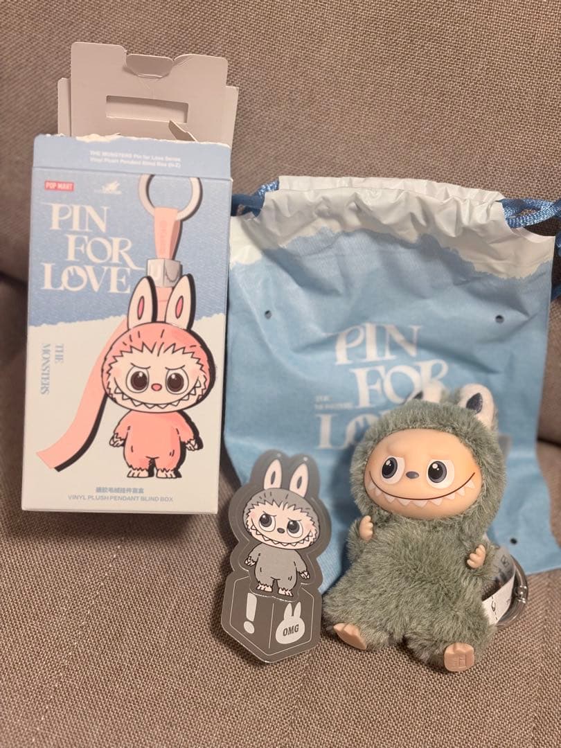 ★シークレット★正規品 ラブブ PIN FOR LOVE イニシャル　【！】