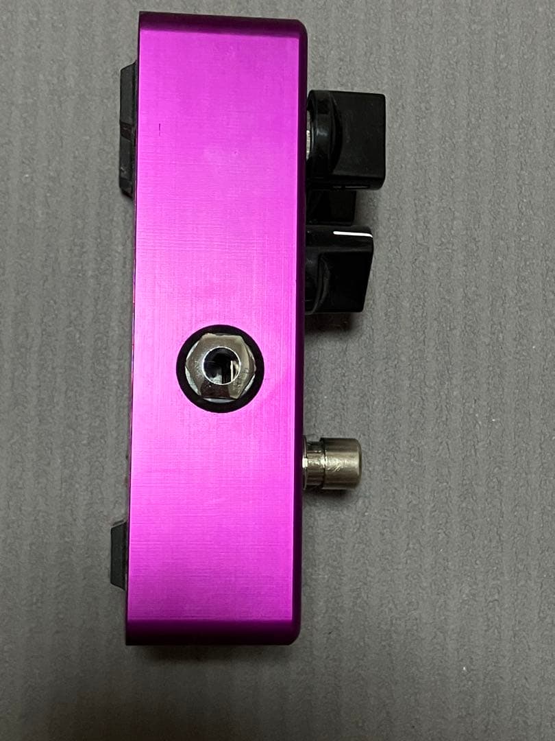 【美品】Suhr Riot ギターエフェクター　ディストーション