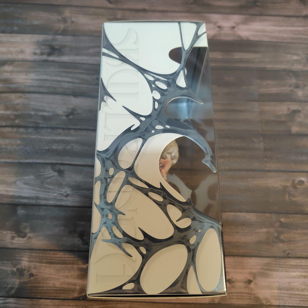 POPMART SKULLPANDA スカルパンダXG 日本限定 ぬいぐるみ