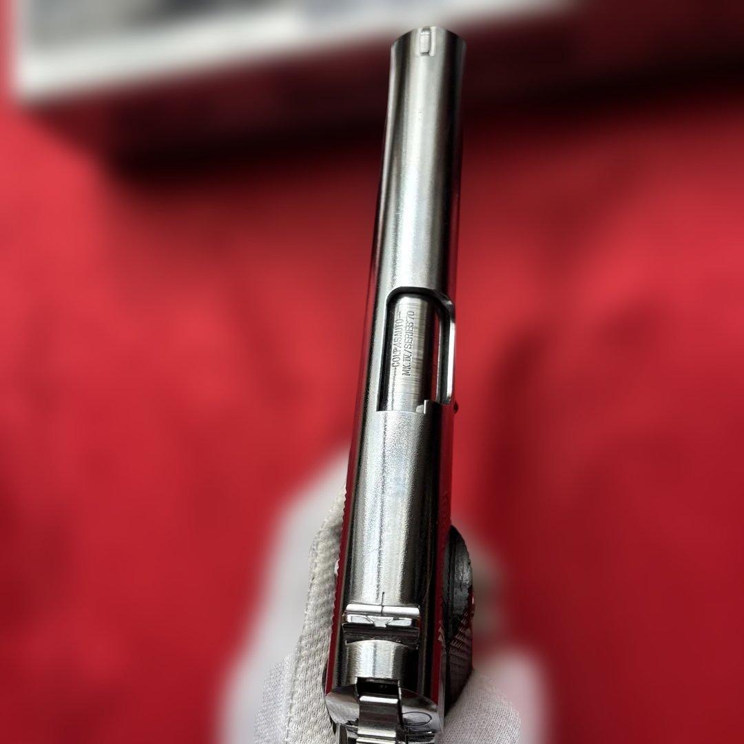 東京マルイ　豪華カスタム　コルトガバメント　S70 ニッケルフィニッシュ　木製