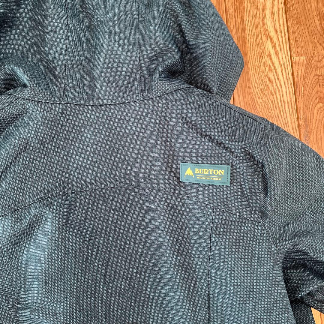 ☆まぺ様☆Burton 女性用スノーボードジャケット M ダークグリーン