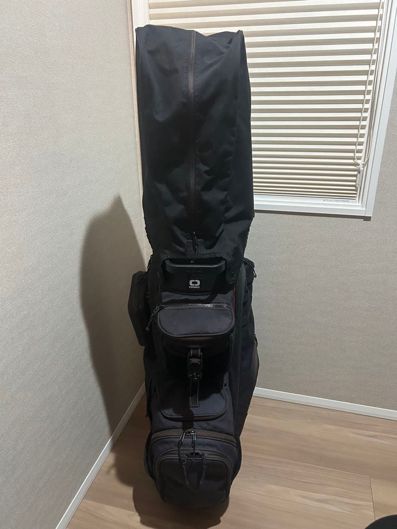 OGIO ALPHA CONVOYキャディバッグ　ブラック