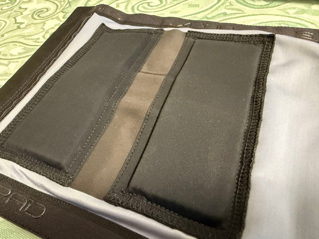 値下げ（美品）SIXPAD シックスパッド パワースーツライト アブズ Lサイズ