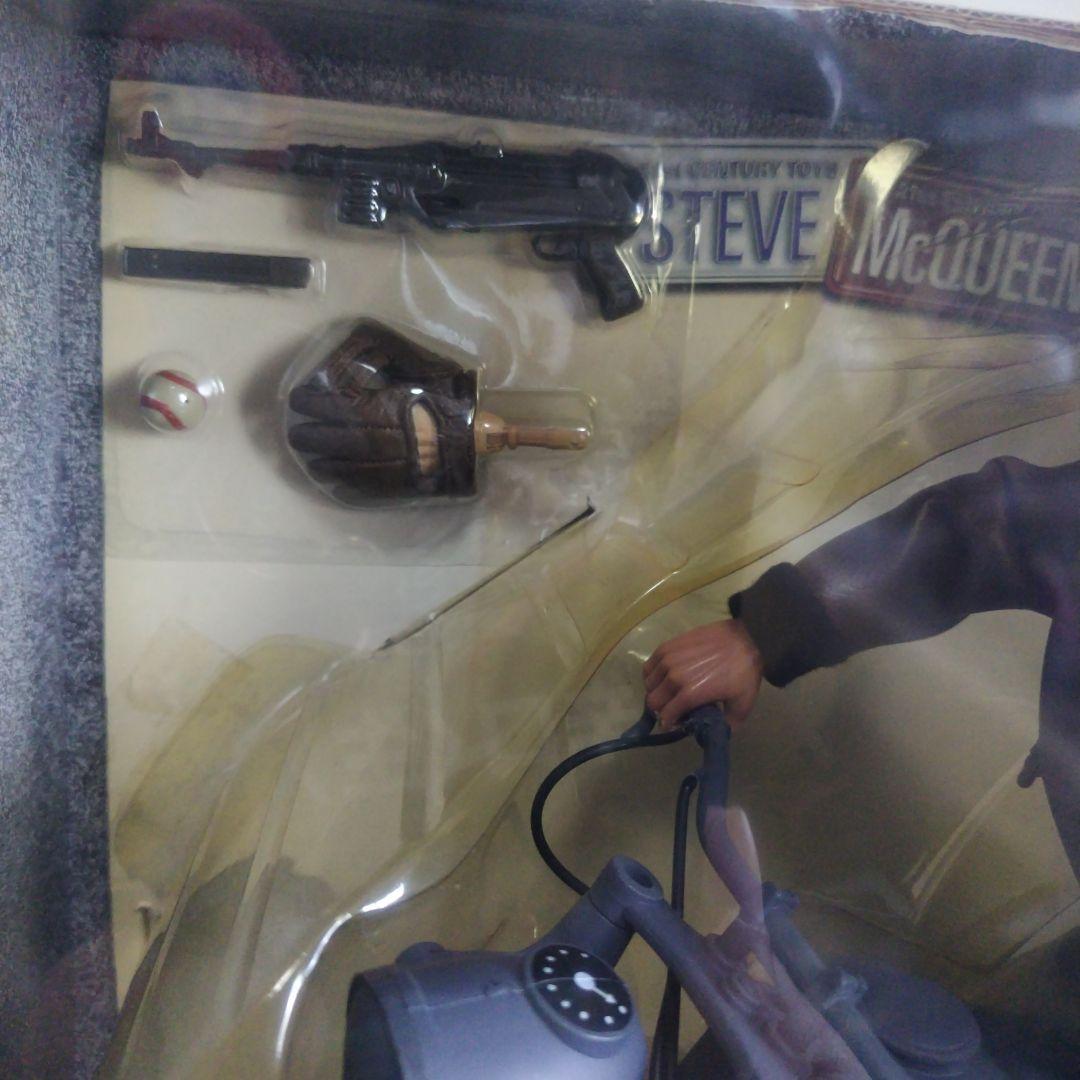 3月17日まで出品スティーブ・マックイーン 1:6 フィギュア バイク付き