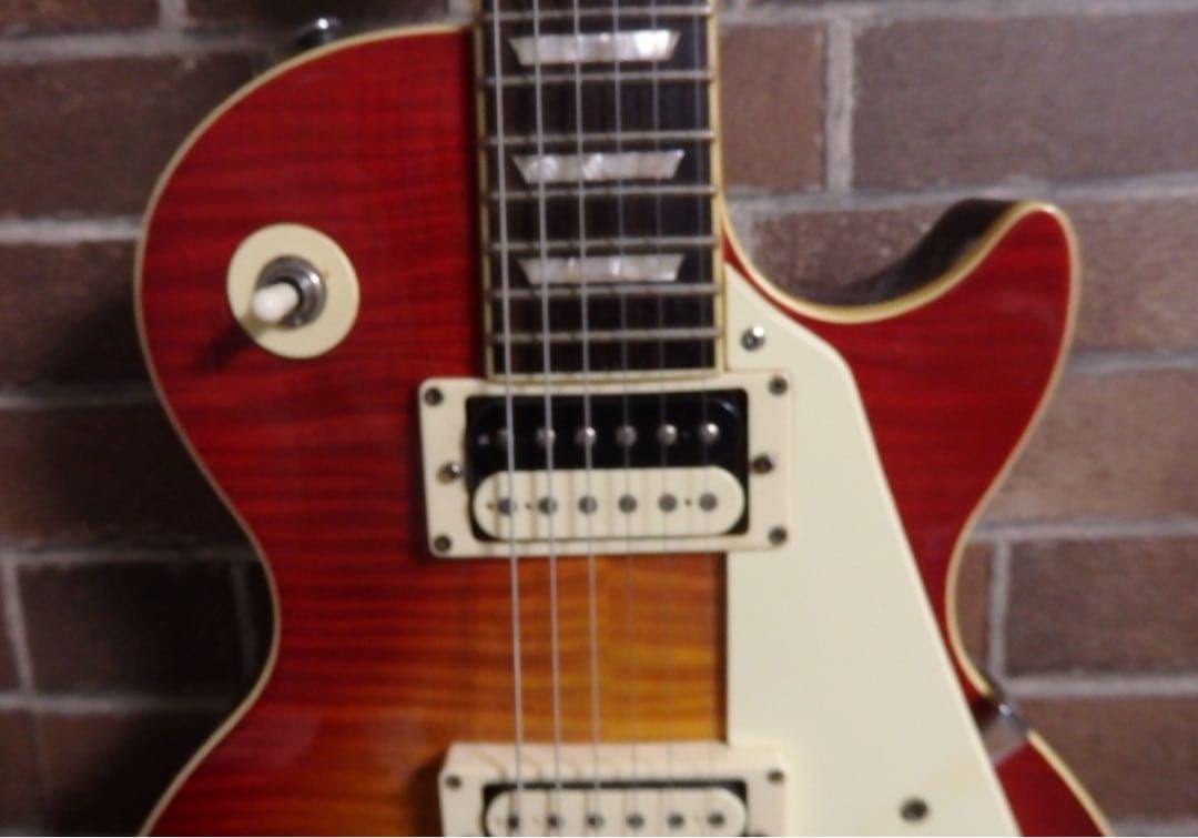 k*9様 カッコ良い！　Bacchus Liveroad レスポールタイプ