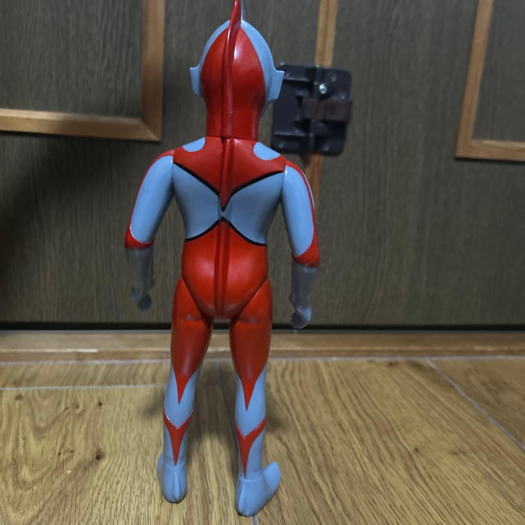 ニセウルトラマン　やまなや 銀河連邦　ソフビ