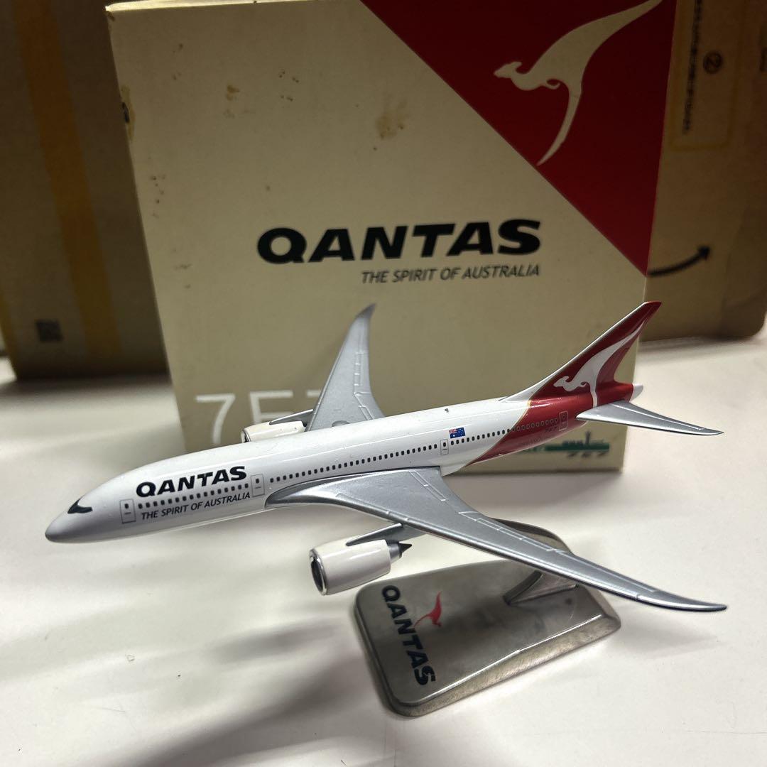カンタス航空ボーイング787-8（7E7コンセプト）コレクターズエディション模型