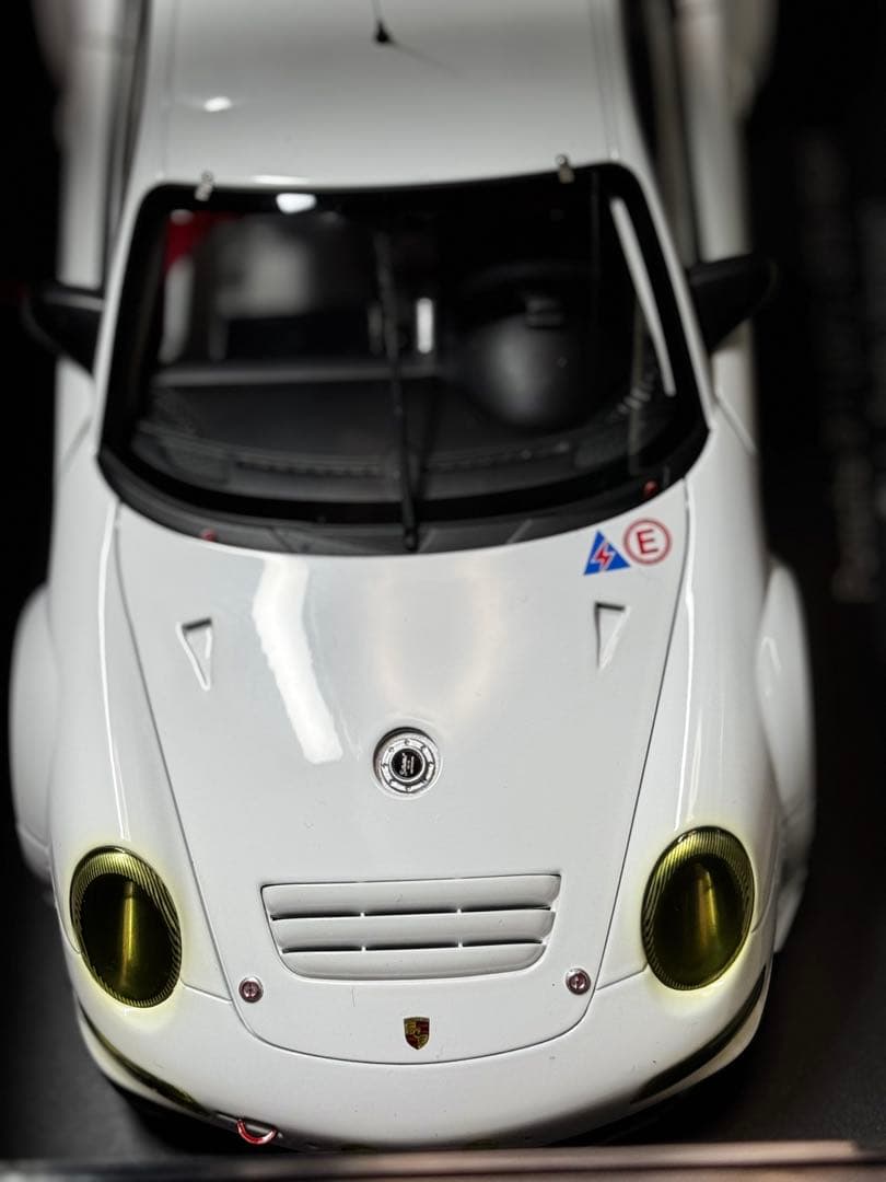 く*ん様 AUTOart 997 ポルシェ911 GT-3 RSR 1/18