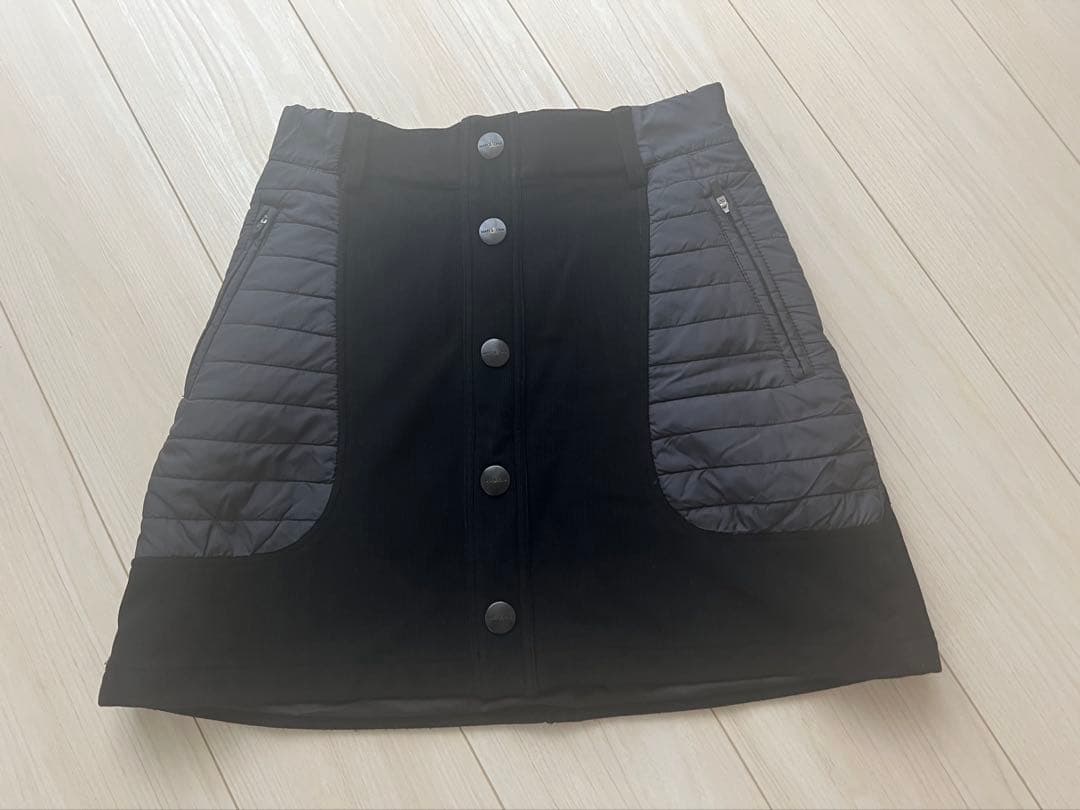 MARK&LONA 　ブラックAラインスカート　38サイズM