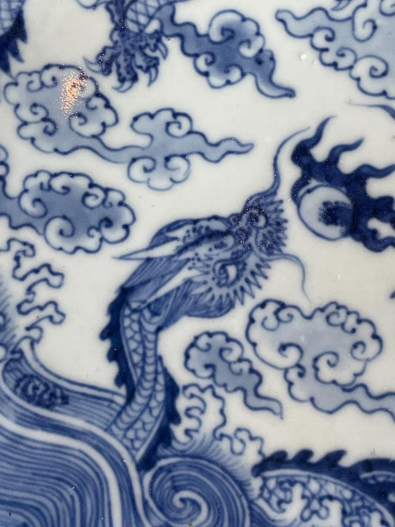大明成化年製 古伊万里 大皿 染付 印判 双龍雲海 青花雲龍圖稜花盤 骨董 美品