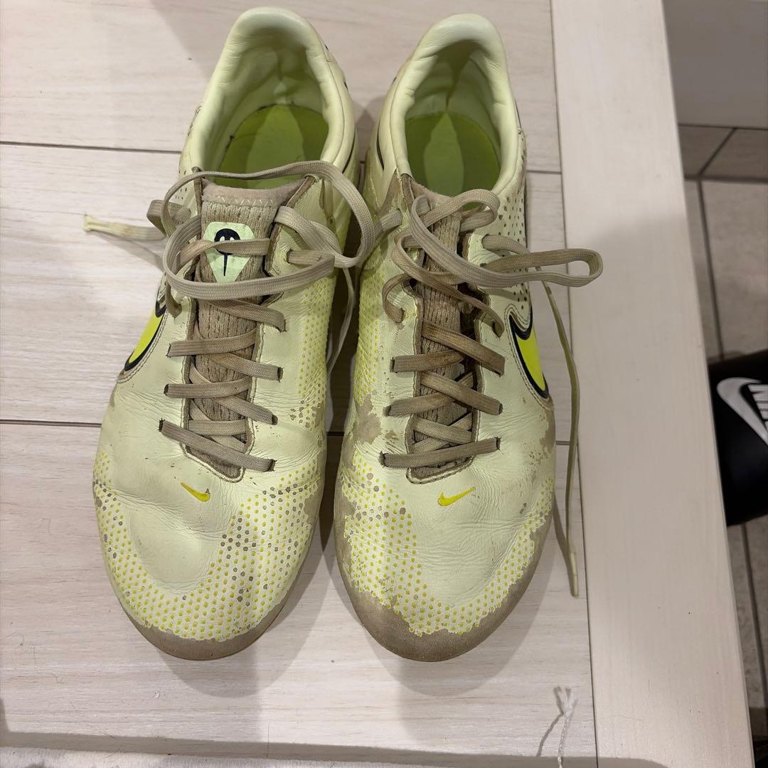 Nike Tiempo サッカーシューズ イエロー/ホワイト