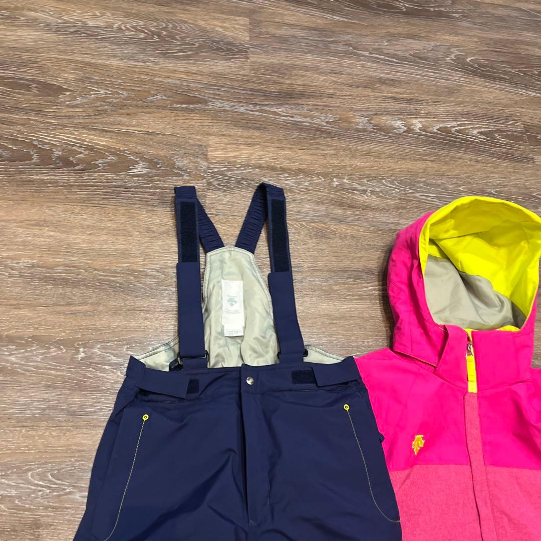 デサント　美品　　セットアップ　上下　スキーウェア　160 女の子