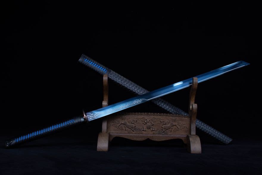 青火刺繍春刀  武具　刀装具　日本刀　模造刀   居合刀