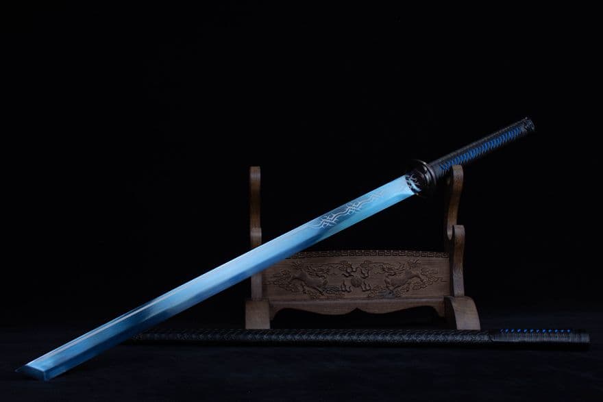 青火刺繍春刀  武具　刀装具　日本刀　模造刀   居合刀