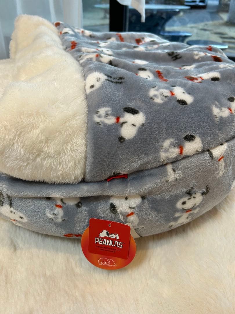 ペットパラダイスベット　スヌーピー丸型　遠赤外線 サイズL新品未使用タグ付き