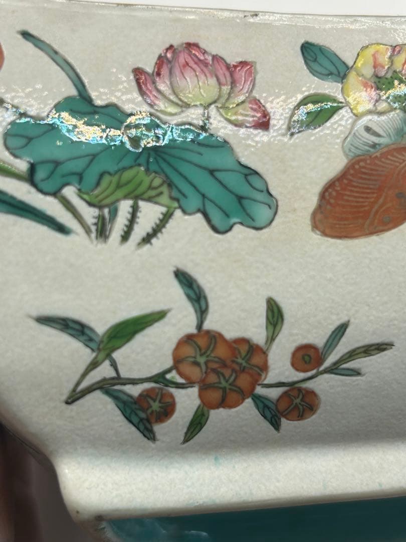 中国　清時代　官窯　大清嘉慶年製　粉彩花卉胡蝶紋馬蹄型碗　送料込み0927