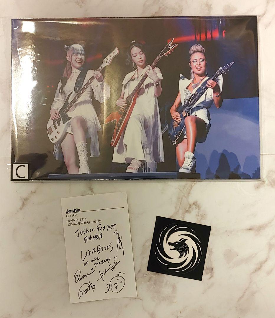 ☆lovebites 発売記念店舗企画 パネル展 type C☆