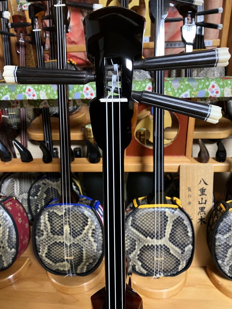 沖縄三線高級八重山黒木ウズラ➖与那城型本皮一枚張りスンチ塗り期間限定出品