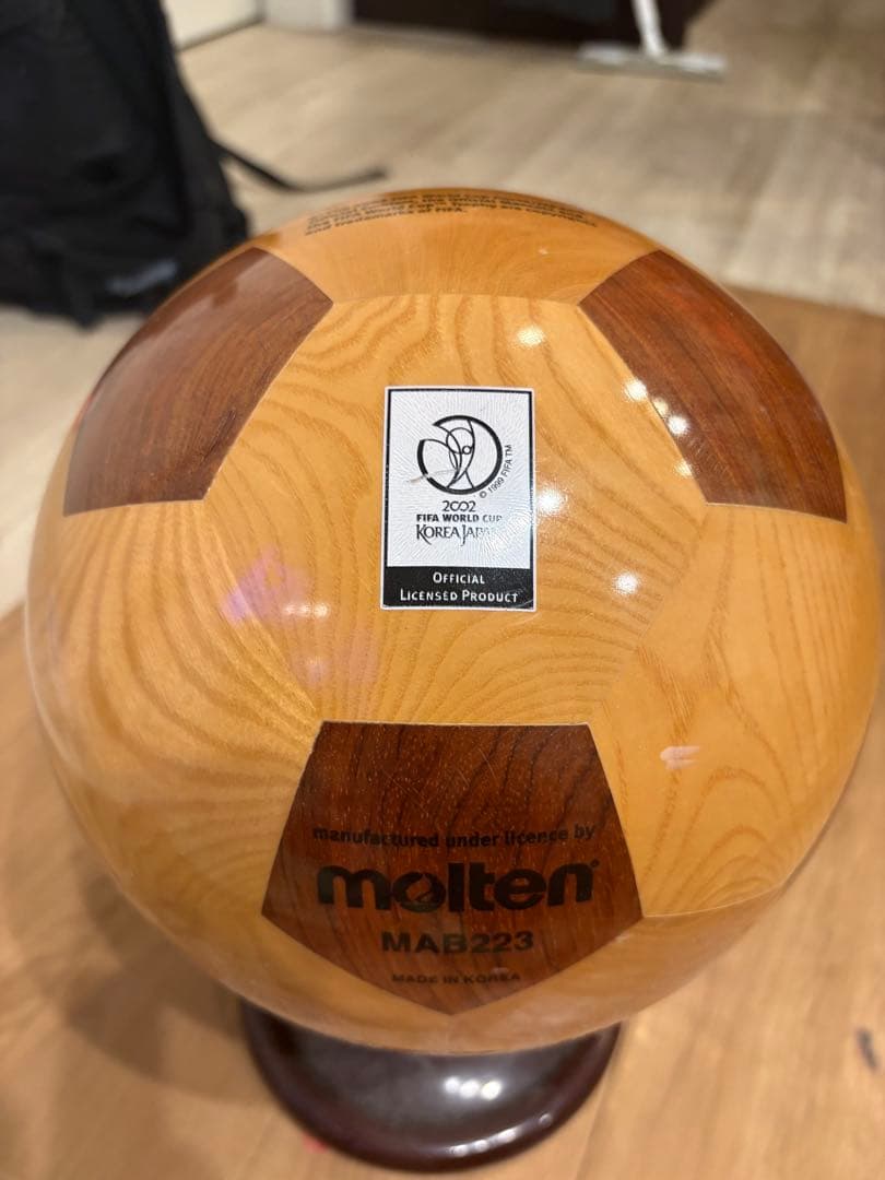 2002 FIFA 日韓W杯 木製記念サッカーボール