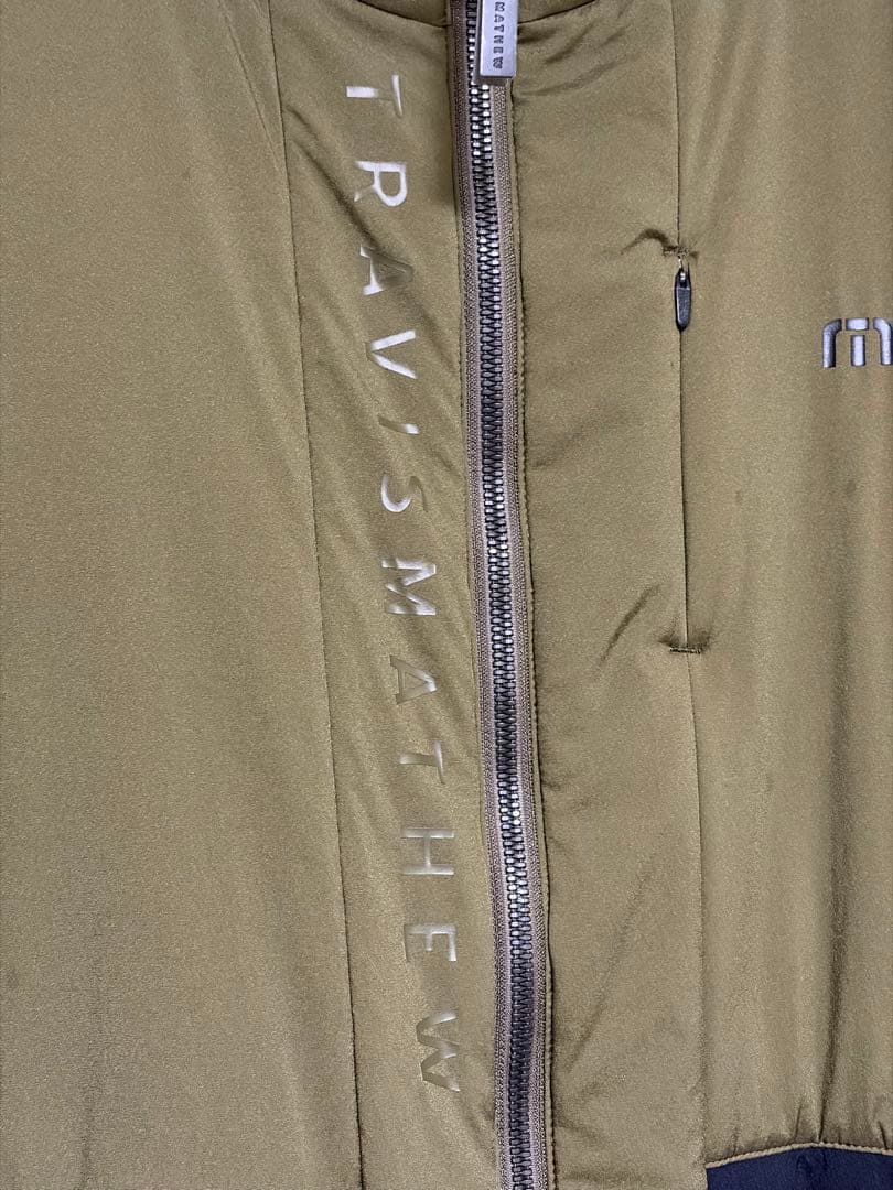 K*U様 新春割引！トラビスマシュー　インサレーション　アウター　Lサイズ中古品