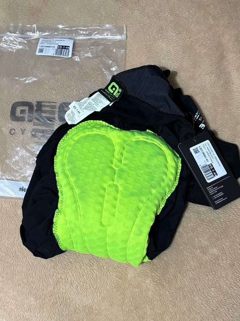 Ale R EV-1 Speed Fondo ビブショーツ