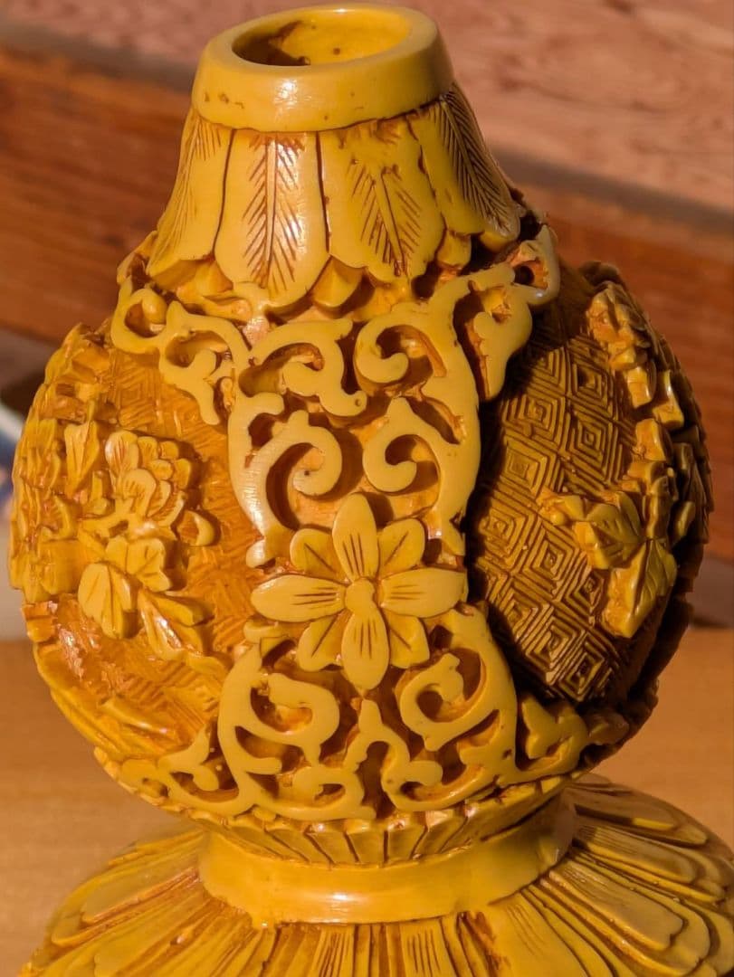 中国 伝統工芸品　一輪挿し？ひょうたん型装飾品　長期保存品