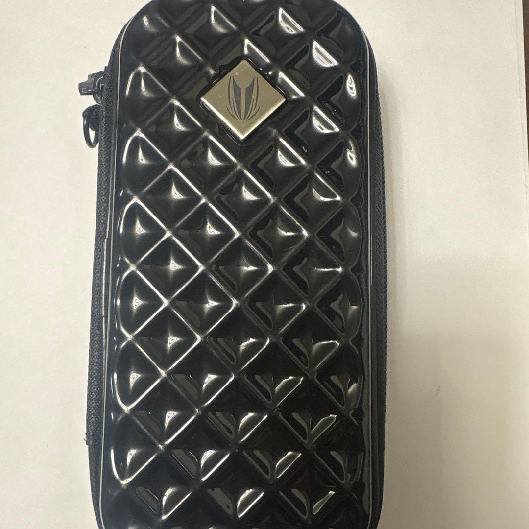 ダーツ 3本セット　ケース付き　TARGET LUMIERE(ルミエール)