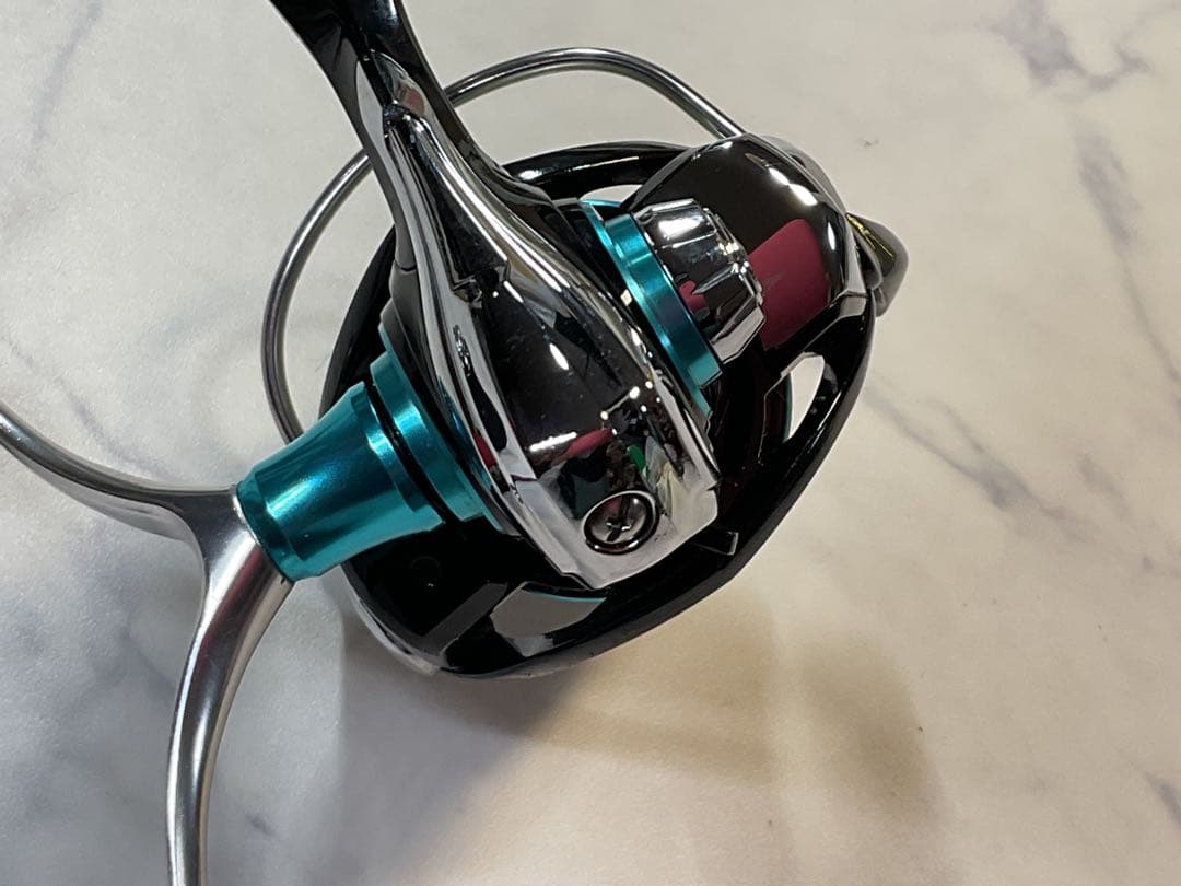 DAIWA ダイワ 19エメラルダス LT3000S-CH-DH