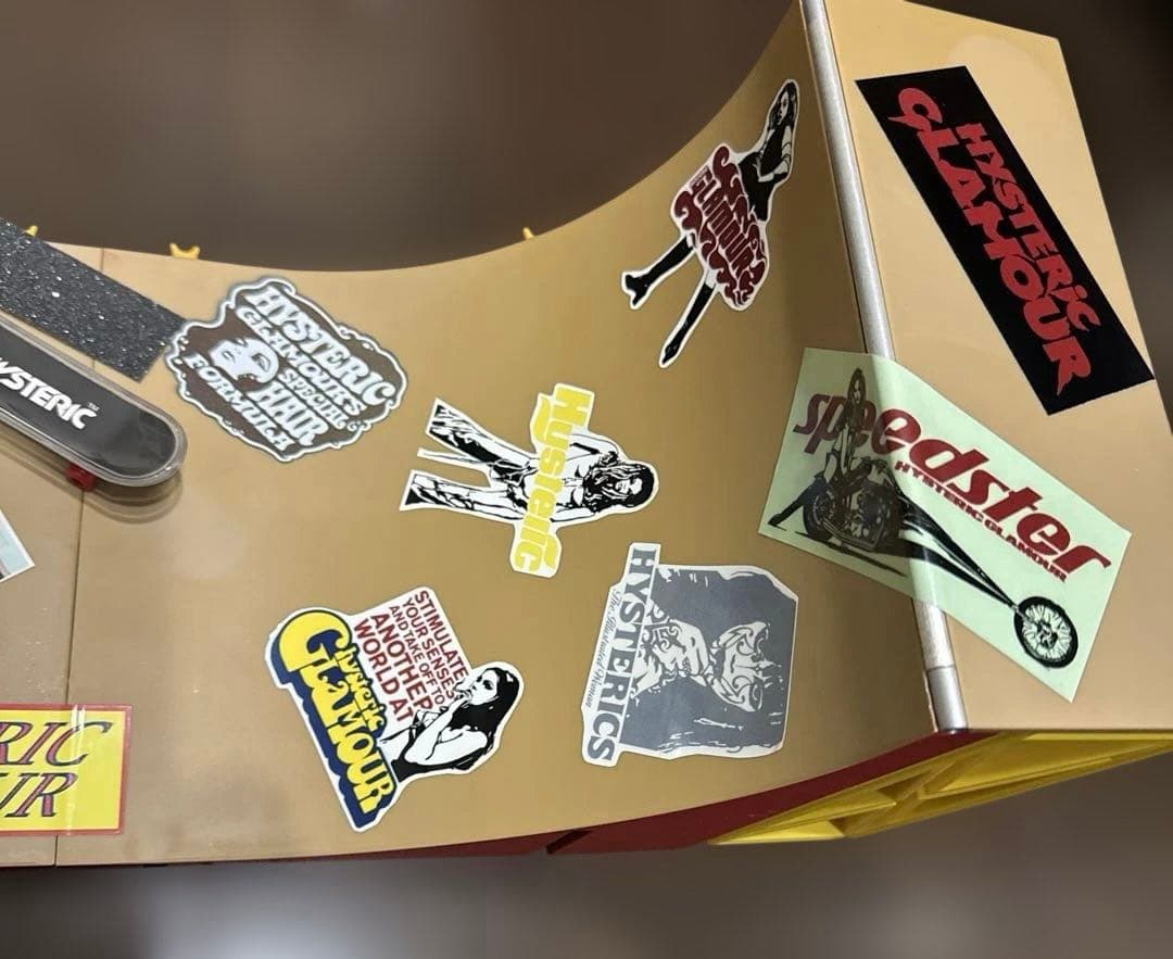 ヒステリックグラマー　スケボー　ステッカー　フィンガーボード　小物