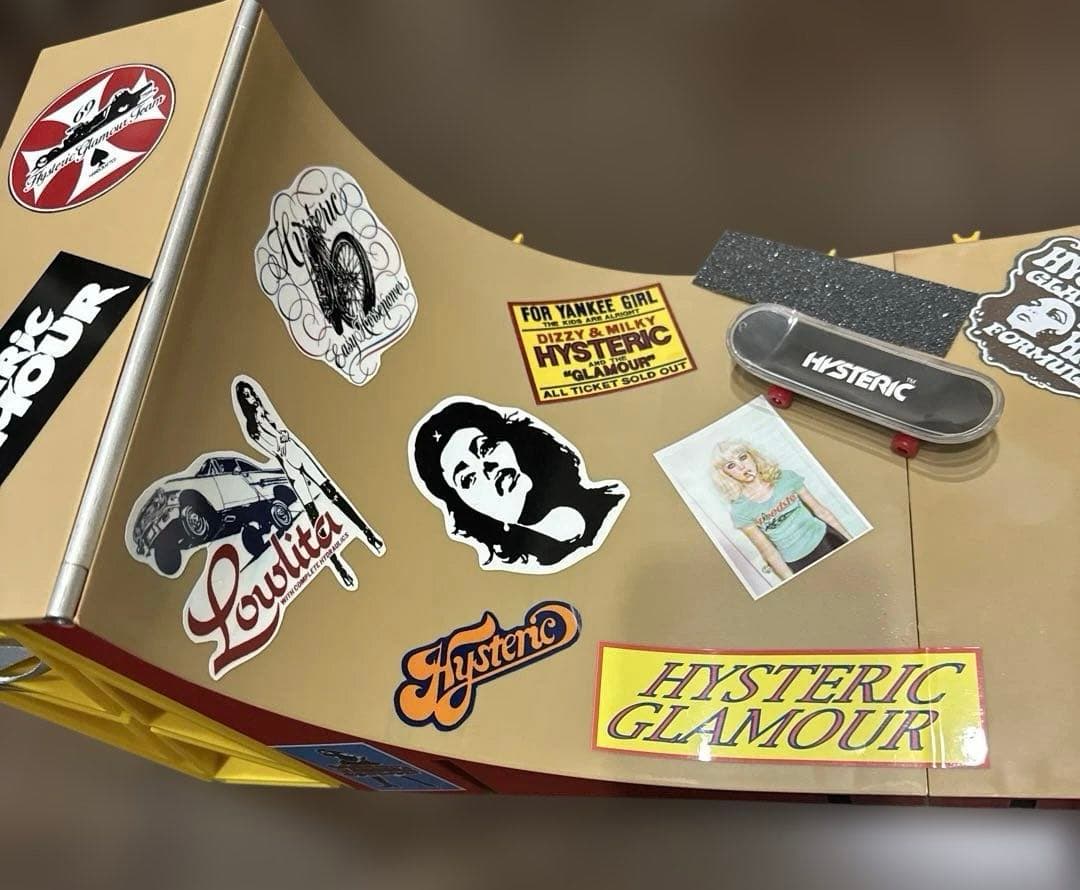 ヒステリックグラマー　スケボー　ステッカー　フィンガーボード　小物