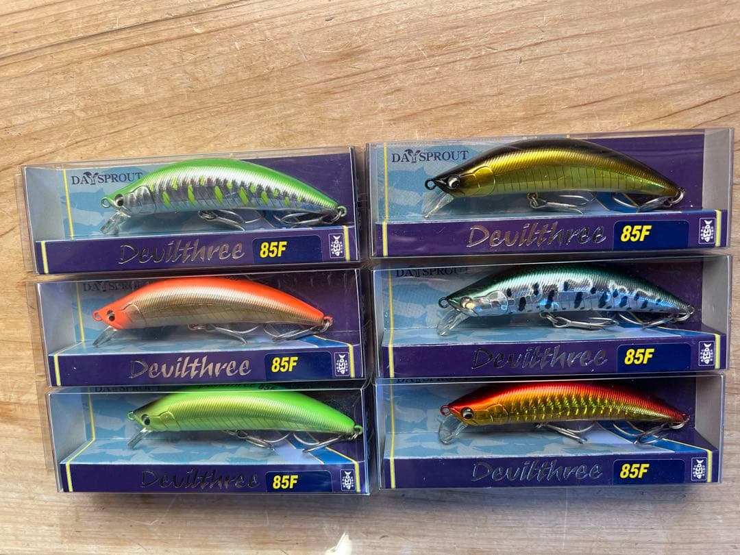サクラマスルアー　 デビルスリー85F 6個セット