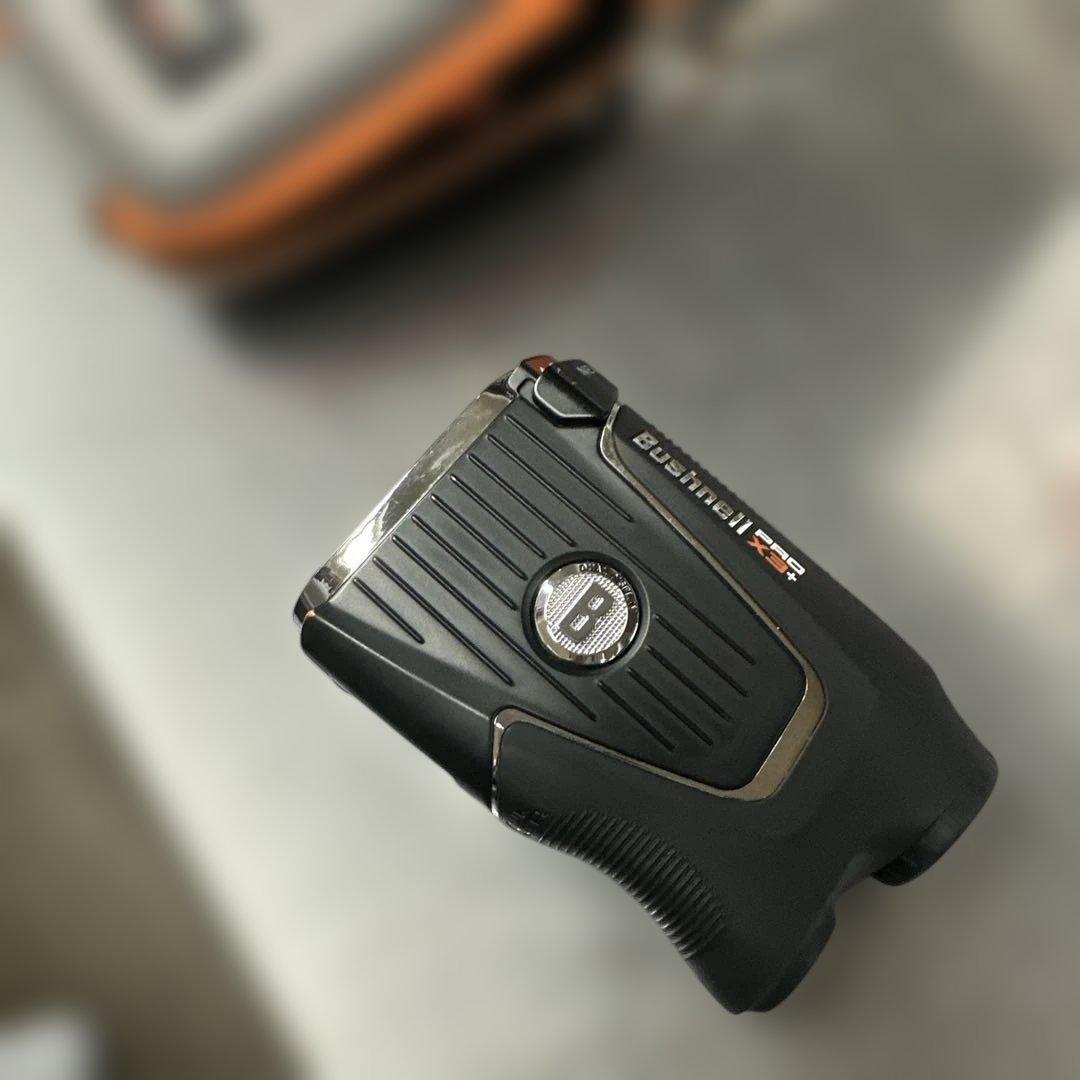 Bushnell Pro XE 3プラスゴルフ用距離計