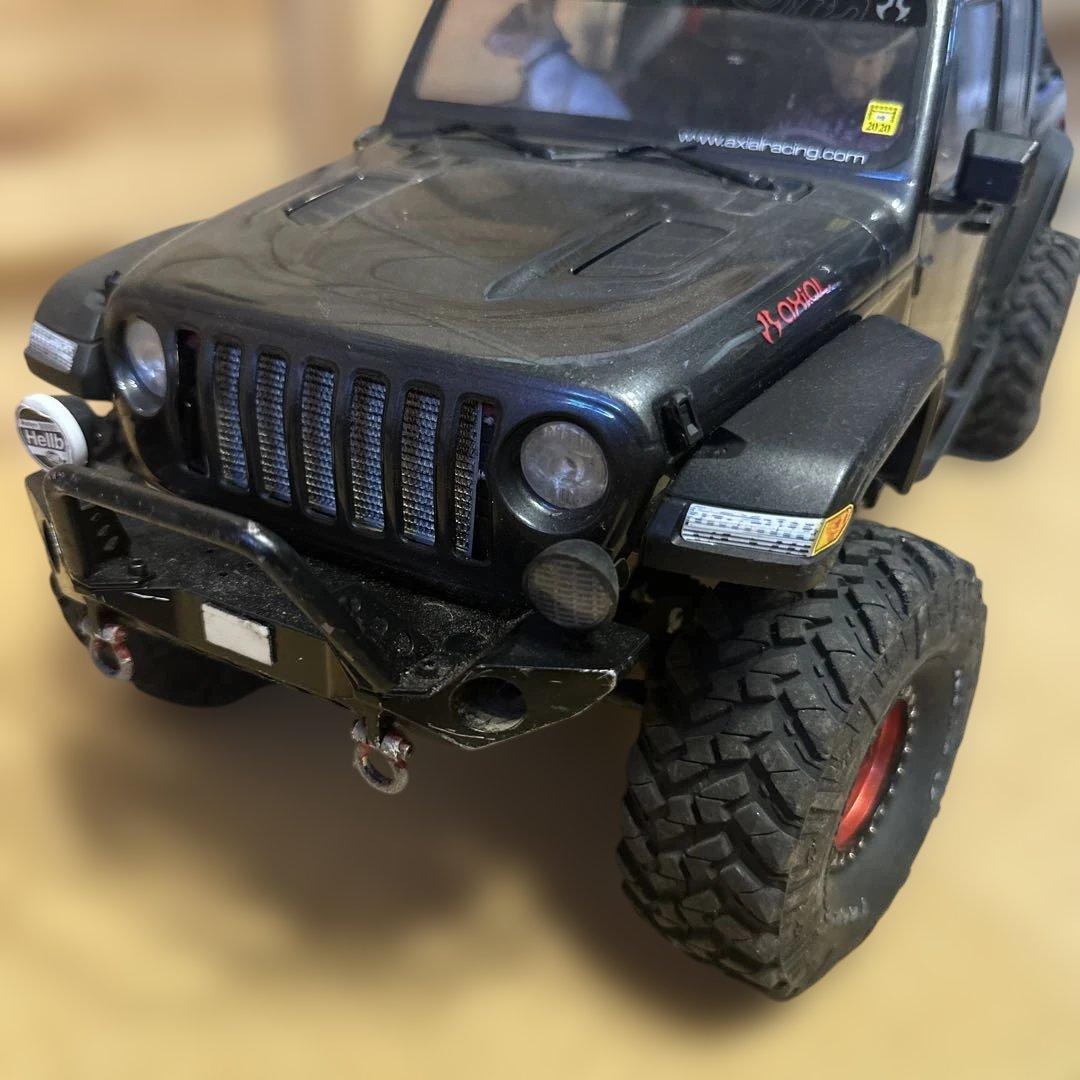 Axial SCX10III Jeep Gradiator クローラーラジコン