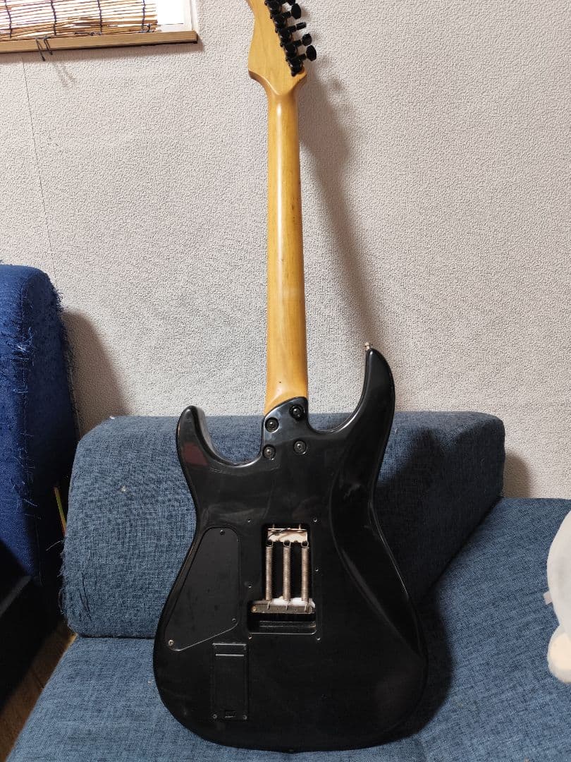 フェルナンデスエレキギター　ブラック