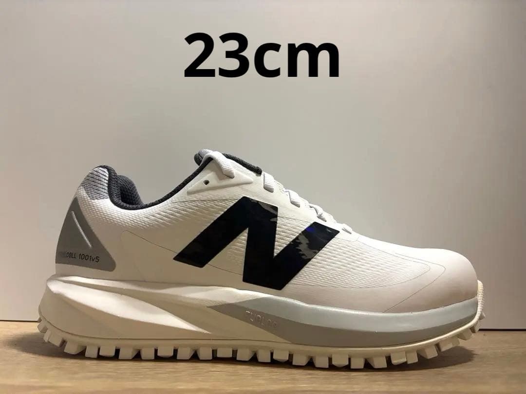 新品未使用 23cm 2E ニューバランスゴルフシューズ UG1001A5