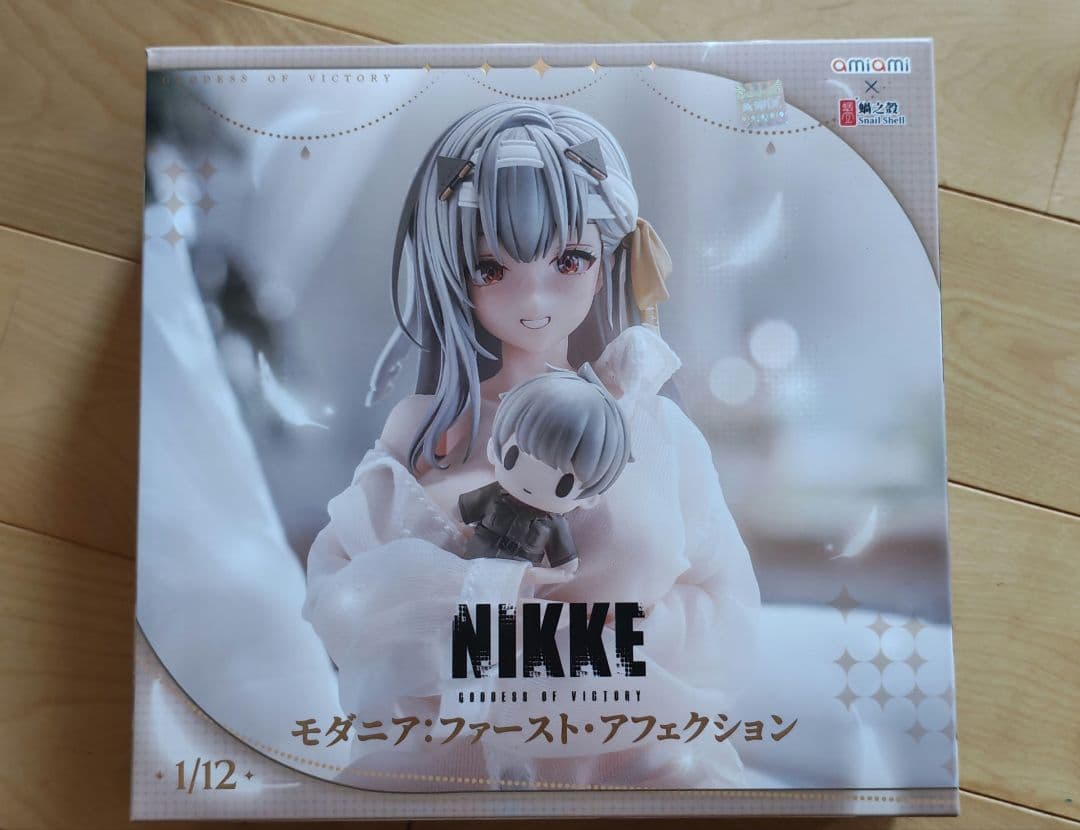 勝利の女神NIKKE モダニア：ファースト・アフェクション 1/12 フィギュア