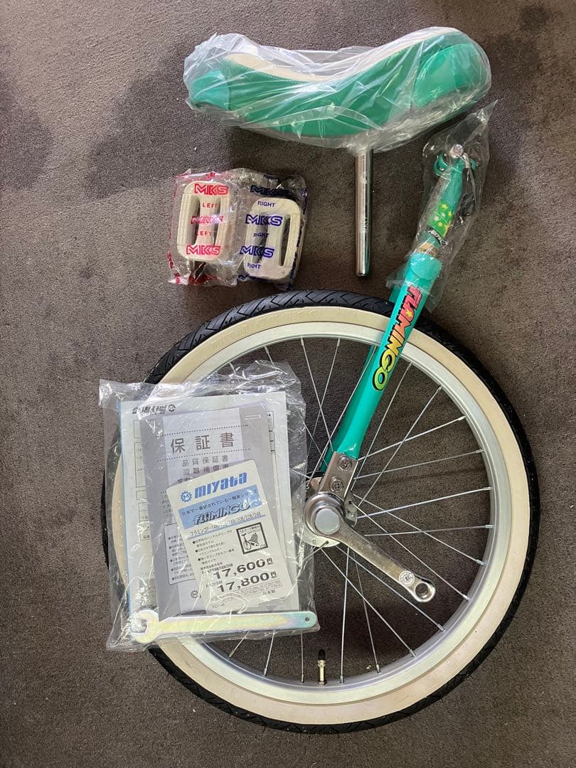 未使用品　一輪車　FLAMINGO 日本製　20インチ