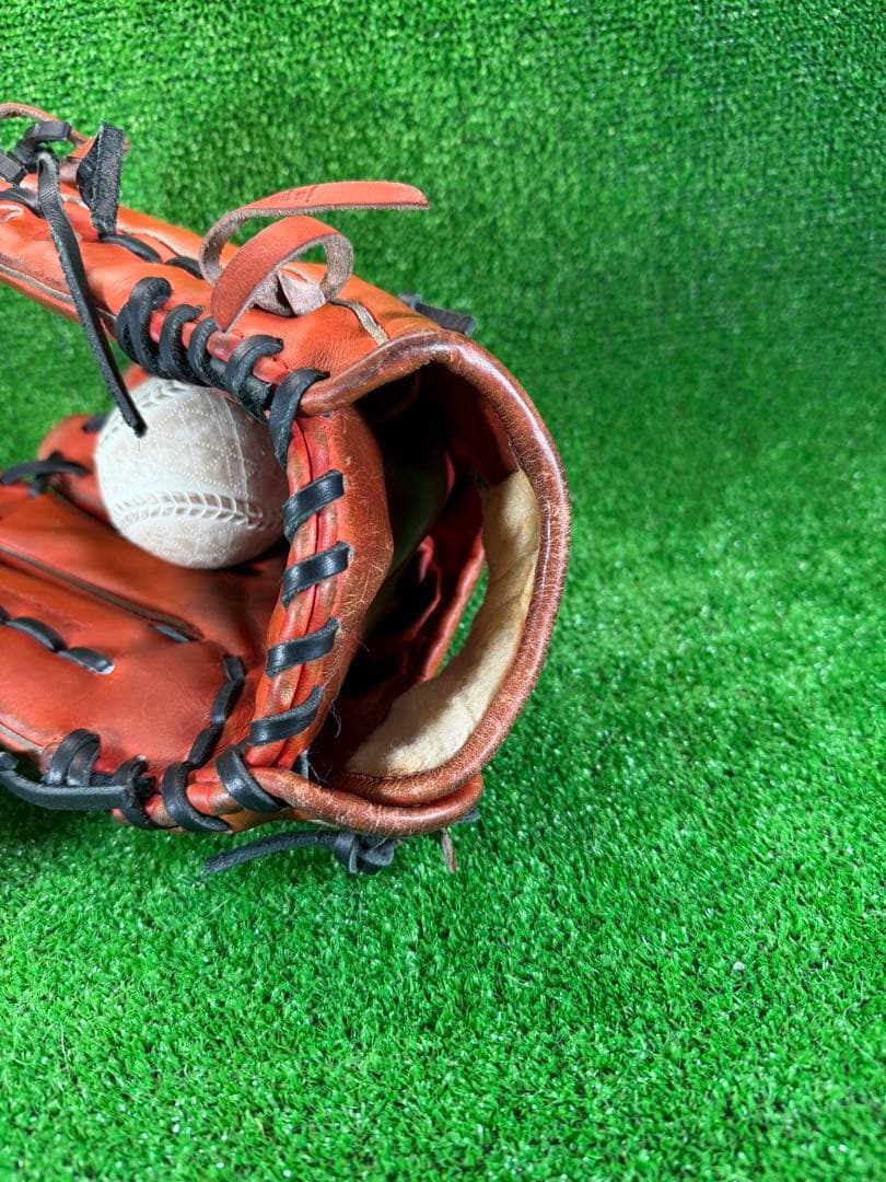 ミツワタイガー　硬式　外野手　左投げ