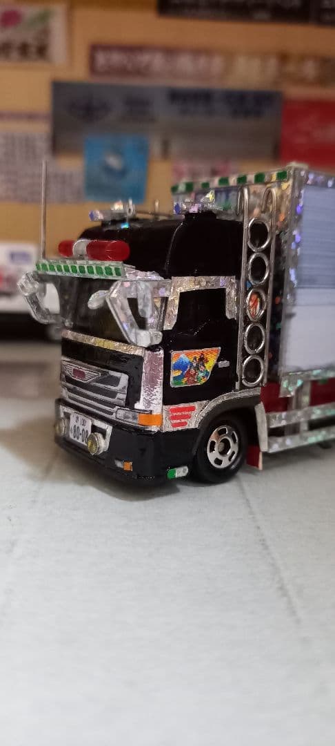 本日夜まで気まぐれ特価❗デコトラトミカ　テラヴィスタイル