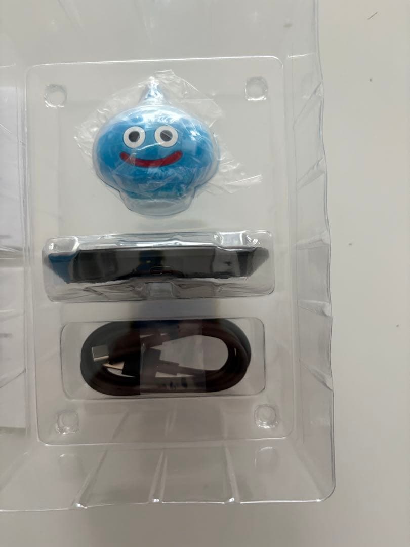 ドラゴンクエストワイヤレス充電パッドザオラル光るスライムフィギュア