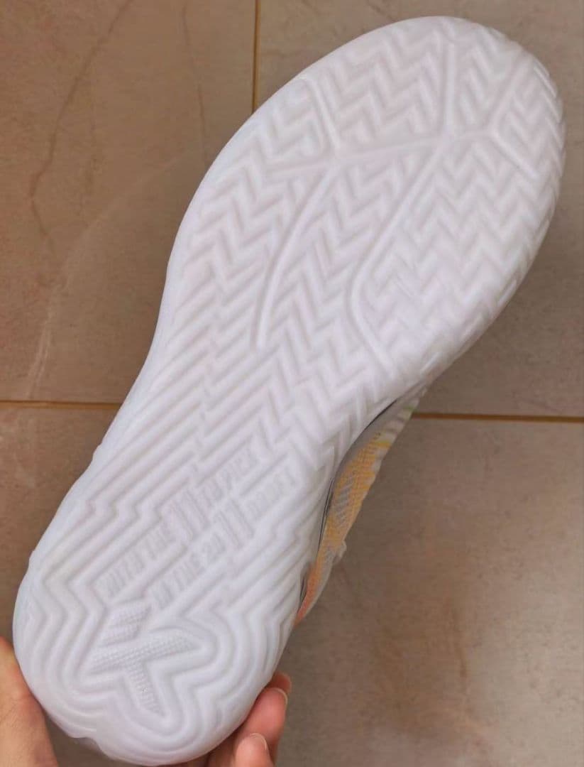 ANTA KT11\"Sti11Klay\" Klay Thompson着用モデル