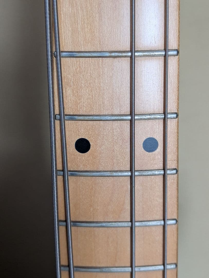 G＆L エレキベース