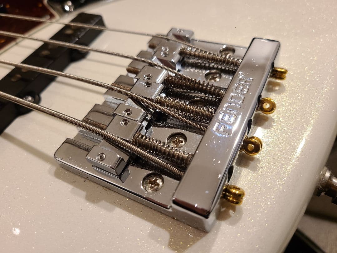 【ジャンク】Fender American Ultra Jazz Bass