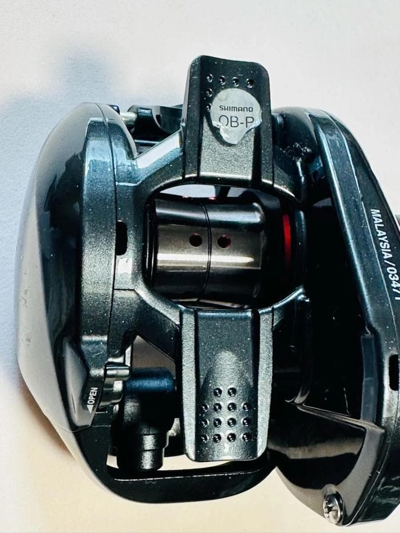 SHIMANO 16 Scorpion 70 右ハンドル e77