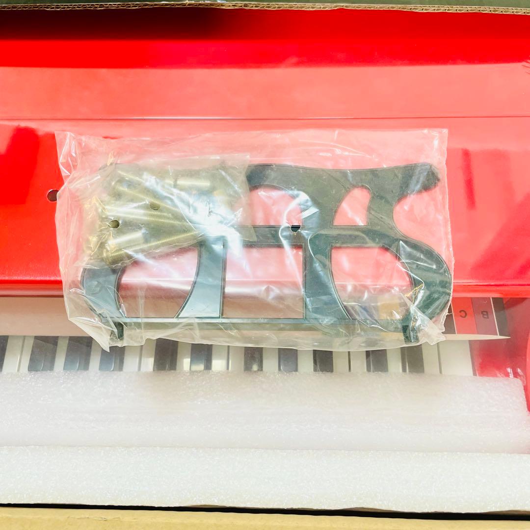 未使用品　希少なレッド　heuser ミニ　グランドピアノ　子供用