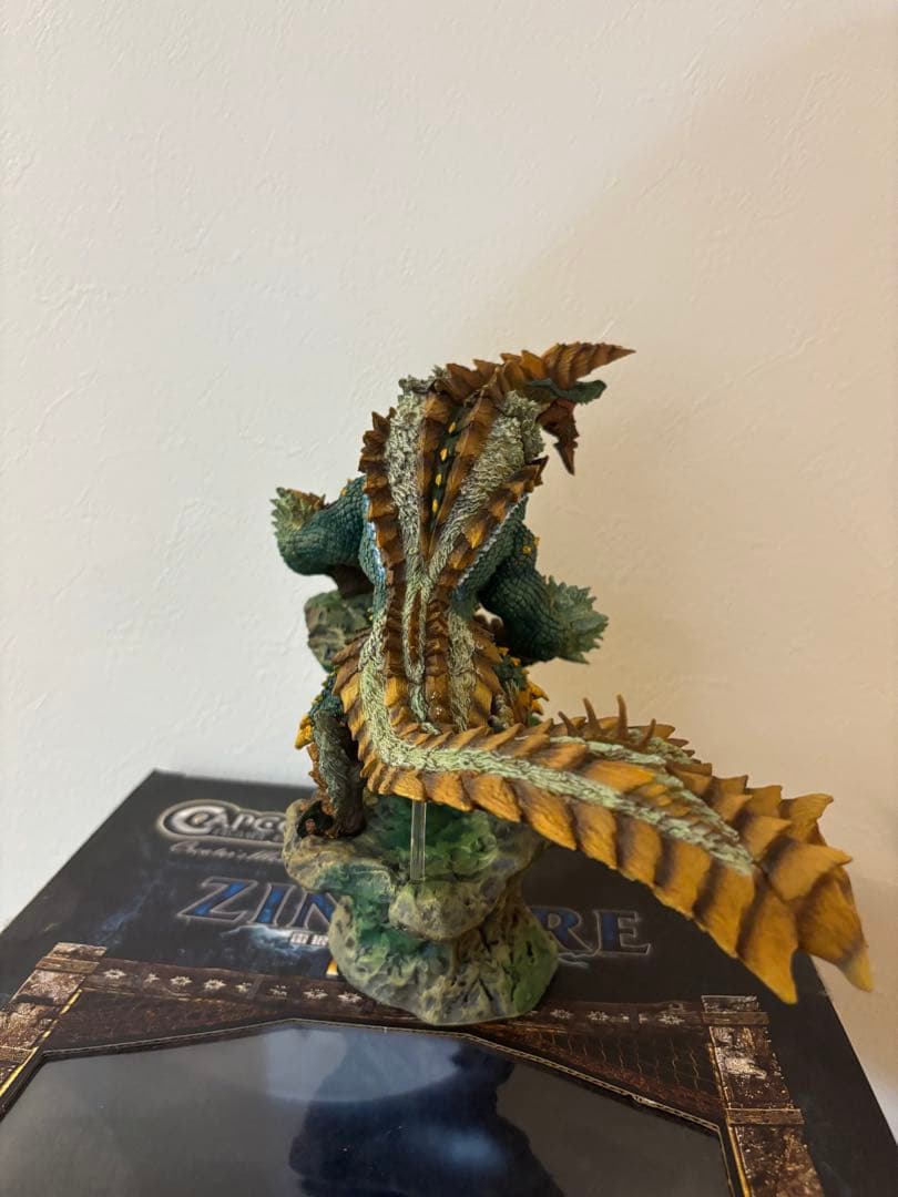 【限定値下げ中】 フィギュアビルダー クリエイターズモデル 雷狼竜 ジンオウガ