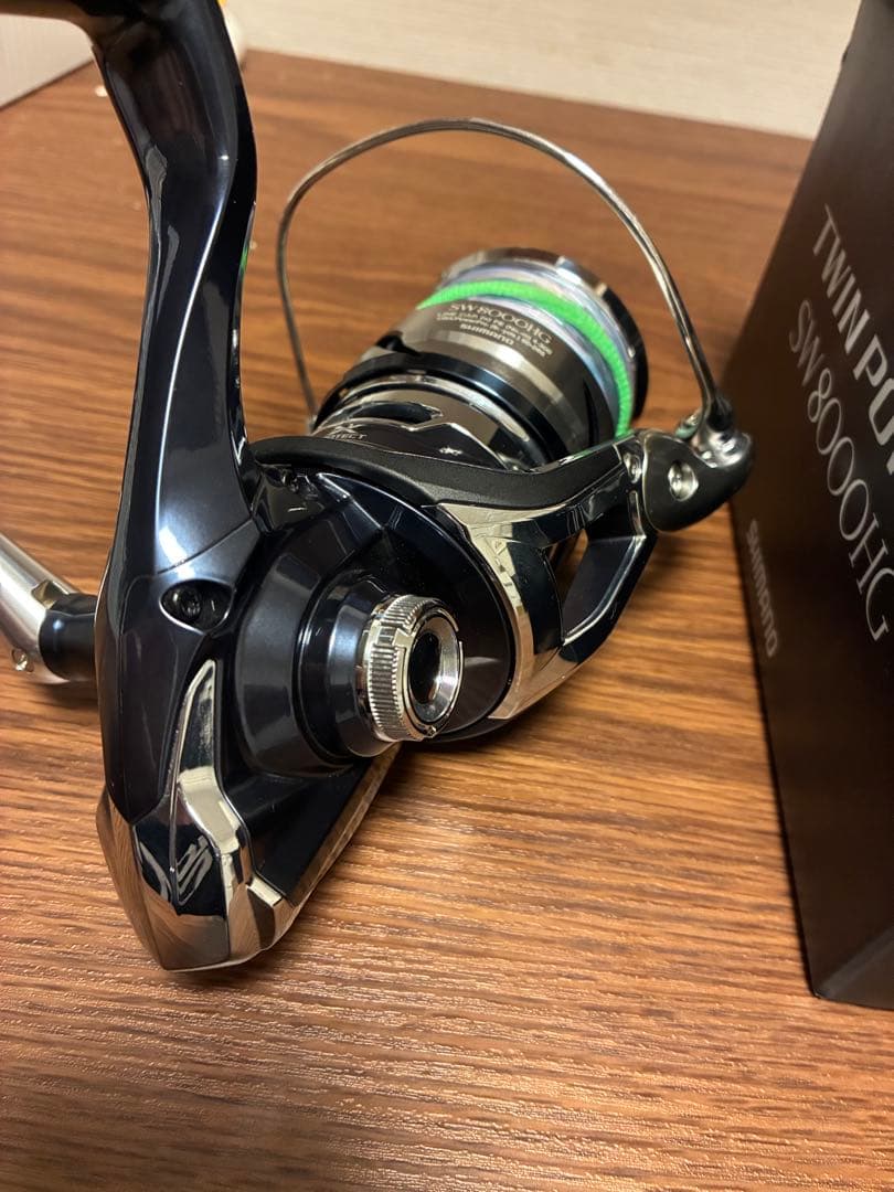 21TWIN POWER SW8000HG スピニングリール