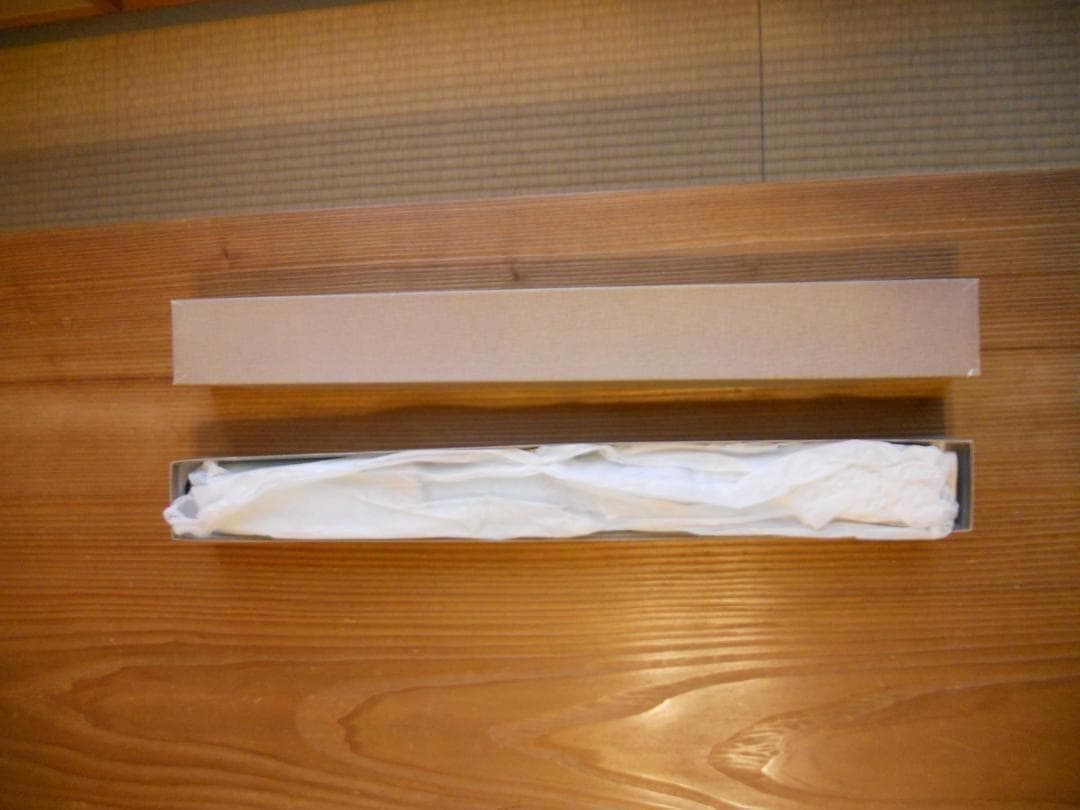 掛け軸 高木春石 月に雁 絹本 希少 軸装 茶道具 掛軸 新品 未使用品 です。