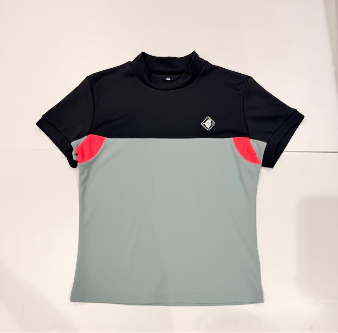 【新品】V12 レディース　半袖モックネック＆スカート　セットアップ　グレー　M