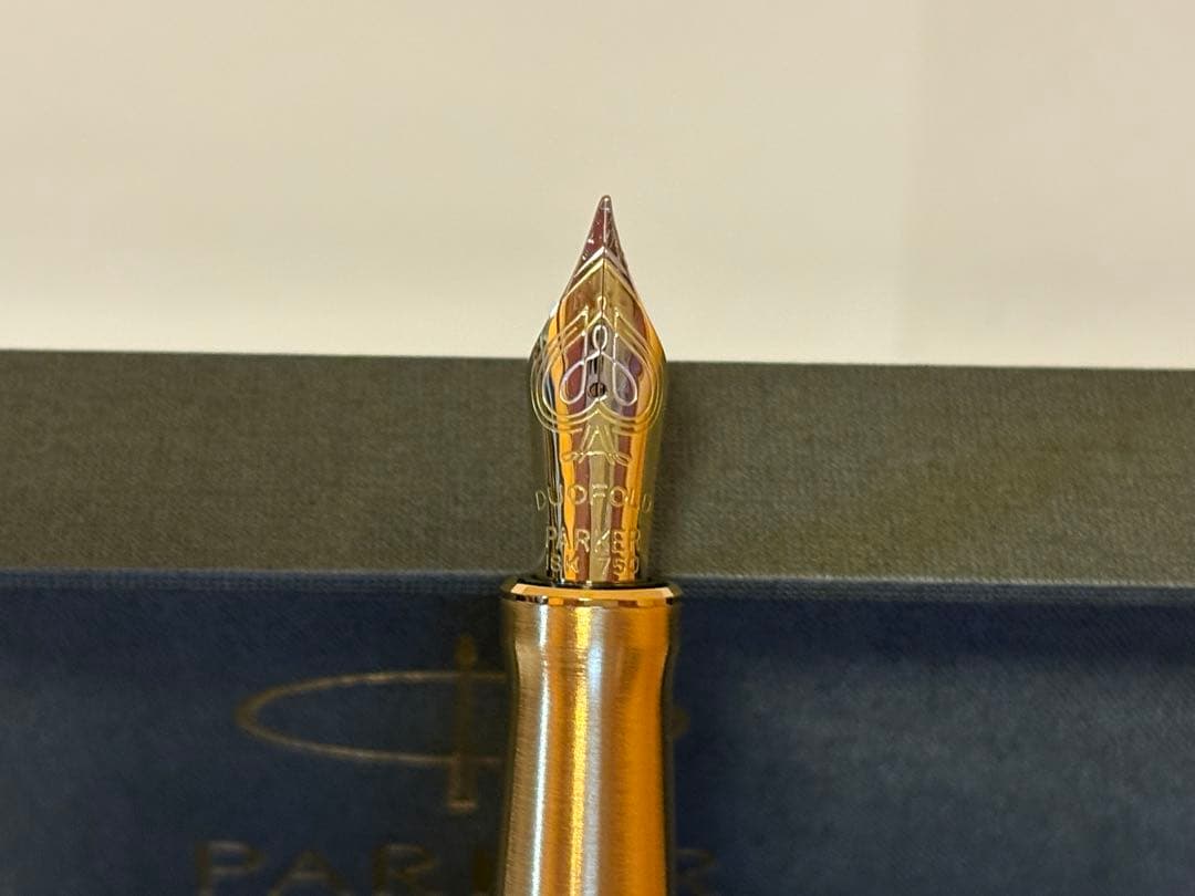 Parker 万年筆 紺・金 専用ケース付き